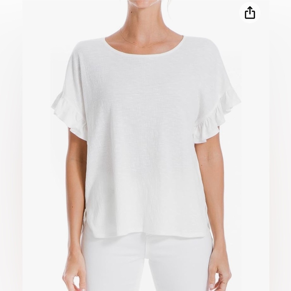 Max Studio Women’s Ruffle Shirt Sleeve Knit Top Blouse. White size small